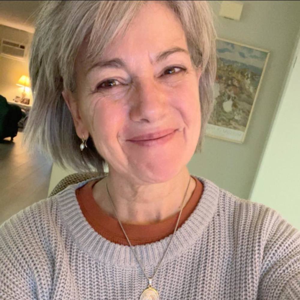 Meet your Posher, Ana